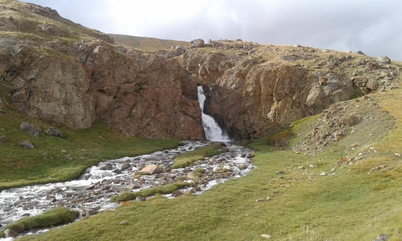 Trekking Center Hotel Bokonbayevo Kültér fotó